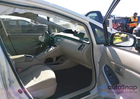 2013 Toyota Prius Two из США, поврежденный, VIN JTDKN3DU8D5601657